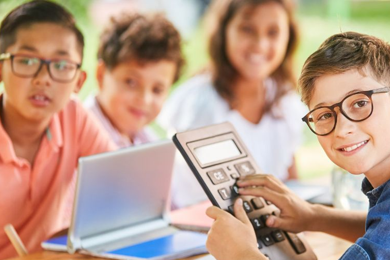 creative-kids-peru-minecraft-education-clases-talleres-educativos-office